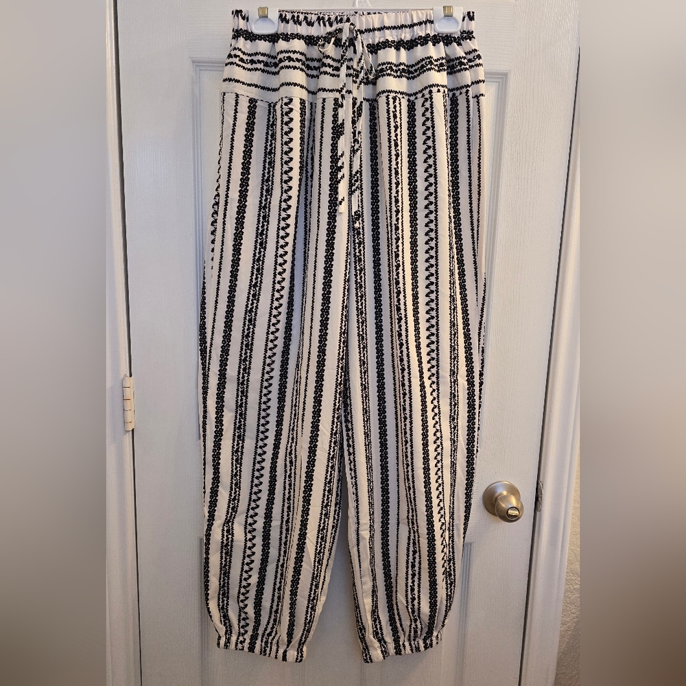 SHEIN Black & White Vertical Stripe Harem, Jogger Pants